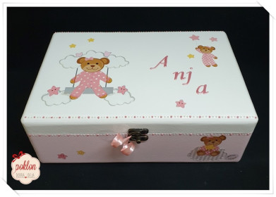 28. a poklon za krštenje - kutija uspomena 20x30x10cm_