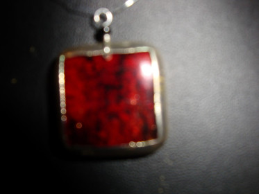 granat u srebru - granat ( poludragi kamen ) veličine 24 puta 24 mm na srebrnoj ogrlici 2