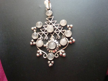 rad 23 a - privjesak srebro 925 - kamen rozenkvarc poludragi 1