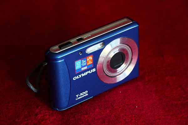 Fotoaparat Olympus T-100, 12.0 megapiksela