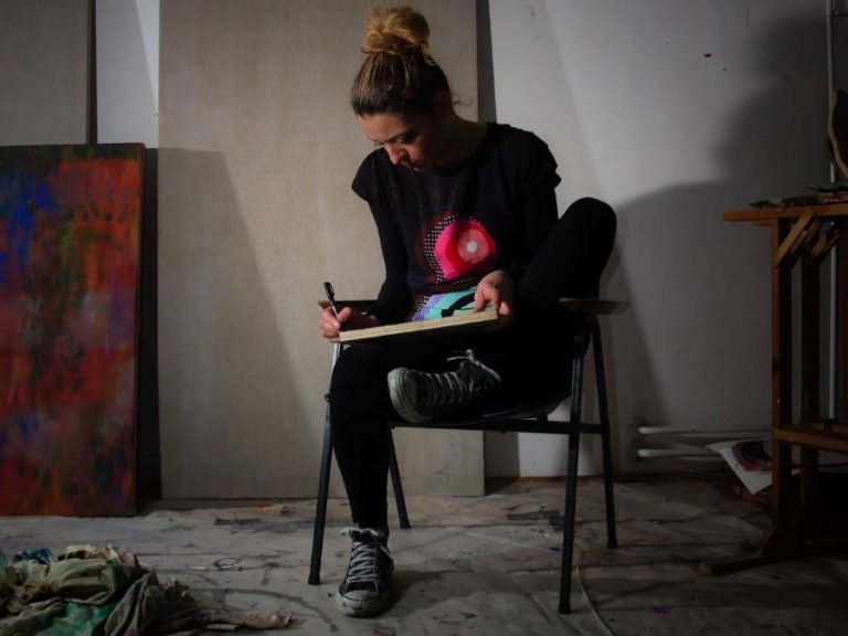 Mercedes Bratoš - Anatomija